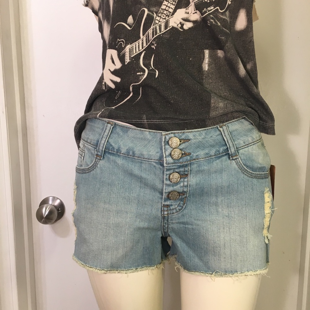 Juniors Size 7 Rip Curl Faded Jean Cut off Shorts